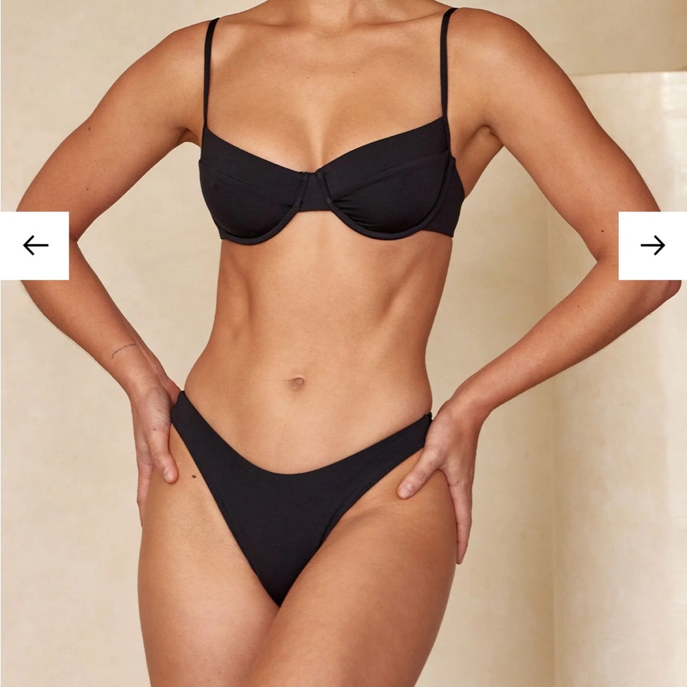 Monday Swimwear Maui Top - Black